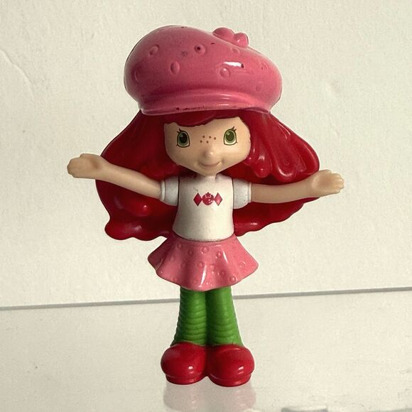 Lot of 2 Strawberry Shortcake Toys Vintage Vinyl TCFC & 2010 McDonalds Character - Picture 8 of 12